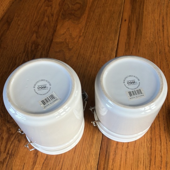 OGGI WHITE BLACK & SILVER AIRTIGHT CANISTERS IN GOOD USED CONDITION - Picture 10 of 12